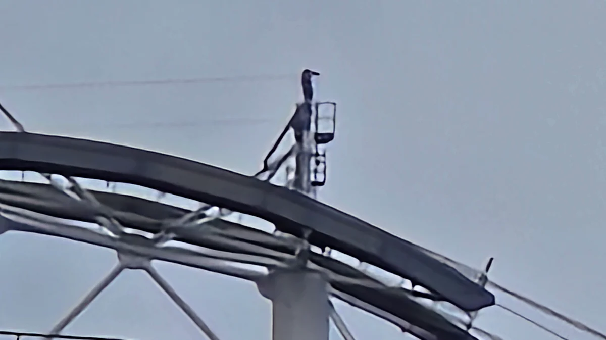 Samsung S24 Ultra at maximum 100x Space Zoom on the skylift pylon