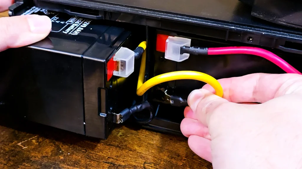 Yellow cable in UPS