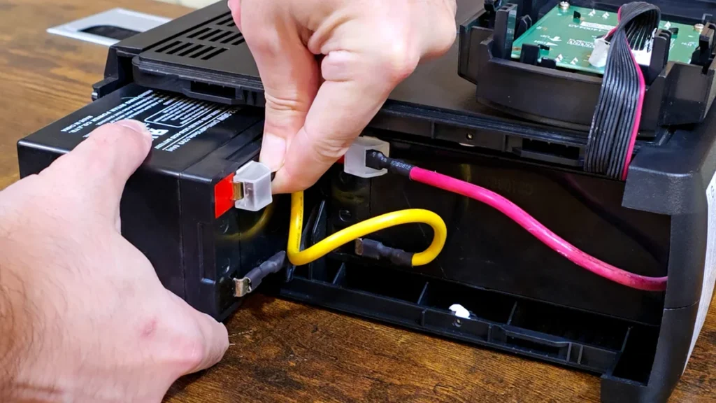 COnnecting yellow cable in UPS DIY