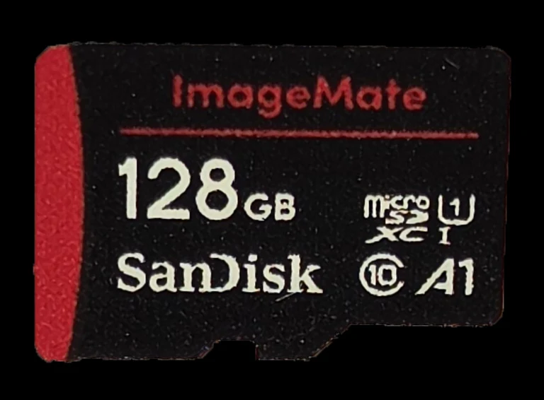 Face of the counterfeit SanDisk ImageMate microSD card, printed with 128GB, microSDXC, UHS-I, U1, Class 10 and A1 marks